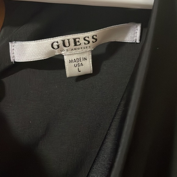 Little black dress 🖤 - Picture 2 of 3